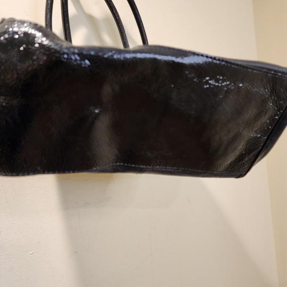 Kate Spade Elegant Black  Handbag - Picture 9 of 16